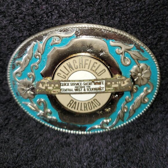CLINCHFIELD RAILROAD VINTAGE EMPLOYEE BELT BUCKLE CIRCA 1972 ISSUE, ERWIN TN. - Picture 2 of 3